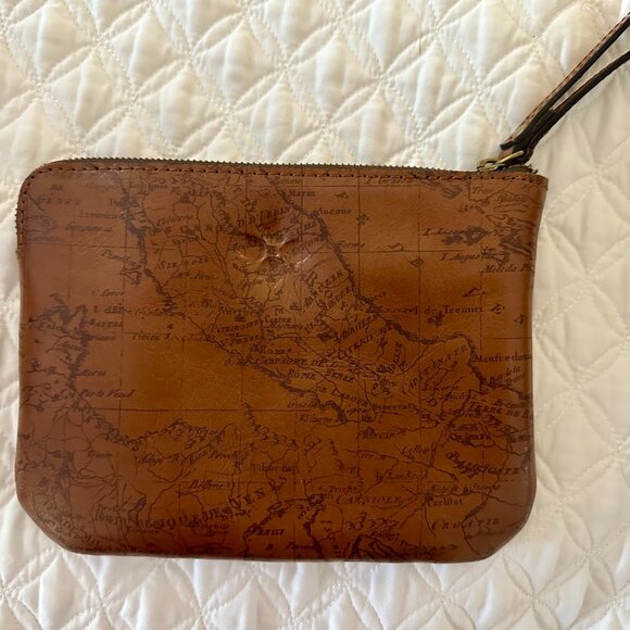 Patricia Nash Leather Floral & Map Print Wristlet – 100% Leather – NWOT - Picture 2 of 9